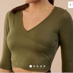 GYM SHARK BALLET CROP TOP